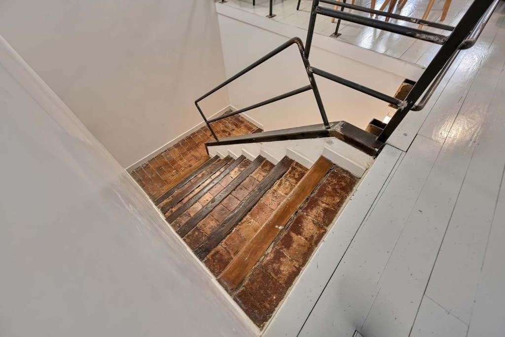 La Bulle - Parking Gratuit En Souterrain - 2 Mins Du Palais Des Papes - Clim Ac - Wifi Apartment Avignon Exterior photo