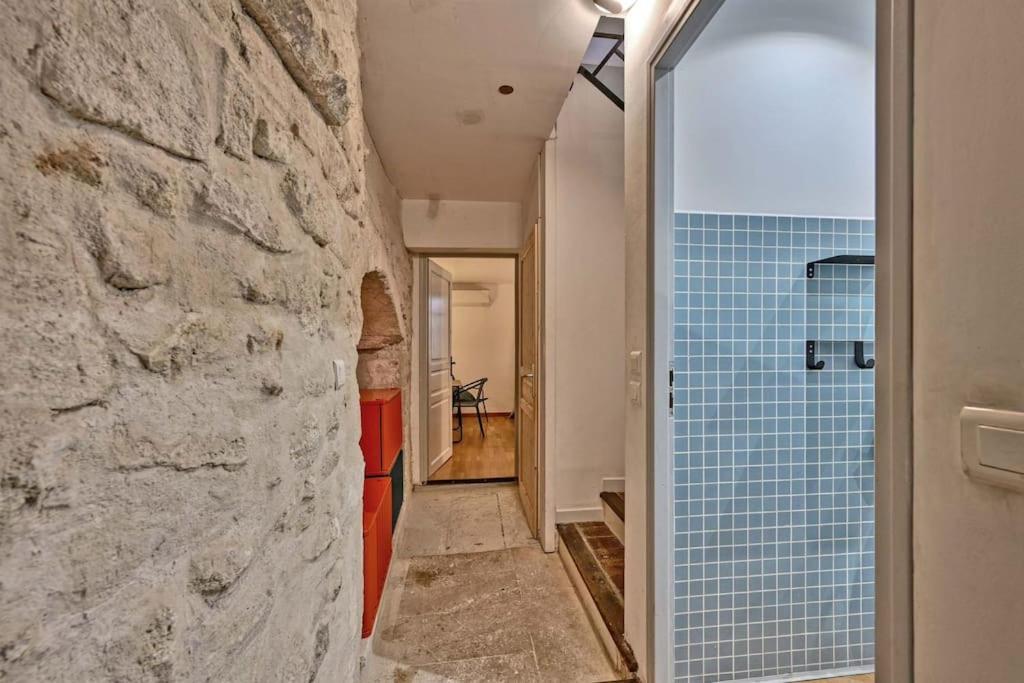 La Bulle - Parking Gratuit En Souterrain - 2 Mins Du Palais Des Papes - Clim Ac - Wifi Apartment Avignon Exterior photo